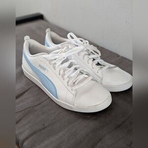 PUMA Smash Sneakers